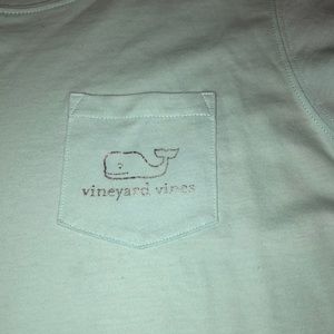 Vineyard size small long sleeve shirt